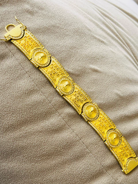 Bracelete em moeda faça pagamento e mande no WhatsApp modelo - comprar online