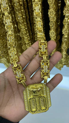 Corrente lançamento 100% moeda antiga faço pagamento tire print do modelo e mande no WhatsApp - RJ JOIAS