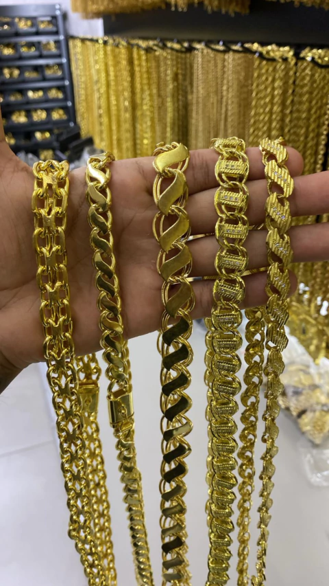 Promoção imperdível queima de estoque faça pagamento tire print do modelo e mande no WhatsApp