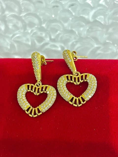 *BRINCO FEMININO EM MOEDA ANTIGA