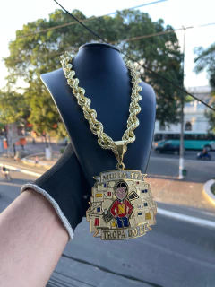 Corrente elo BAHIANO 25 mm 75 cm + Pirgente personalizado peça em moeda antiga faça pagamento e mande no WhatsApp como vc quer as nomes escritos na internet