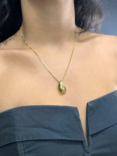 Corrente feminina na internet