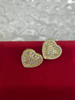 Imagem do *BRINCO FEMININO EM MOEDA ANTIGA