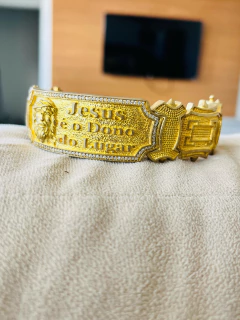 Bracelete em moeda faça pagamento e mande no WhatsApp modelo na internet