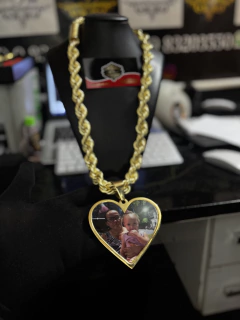 Corrente elo BAHIANO 25 mm 75cm com Pirgente foto resinado vc escolhe foto q vc quiser bota peça toda em moeda antiga - comprar online