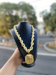 Corrente elo BAHIANO 25 mm + Pirgente peça moeda antiga faço pagamento e mande no WhatsApp qual vc vai querer - RJ JOIAS