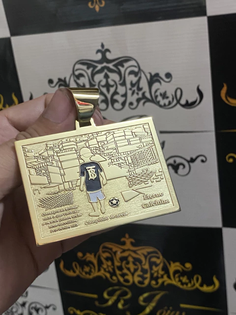 Pingente personalizado faça pagamento e mande no WhatsApp pra fazer de acordo seu gosto