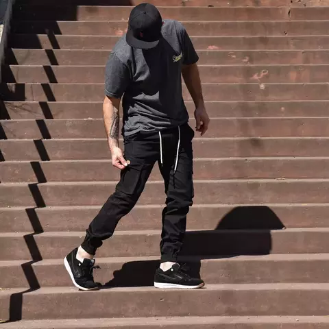 JOGGER CARGO BLACK Ultimas unidades - comprar online