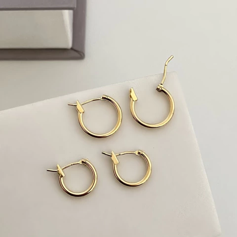 Brinco Argola Basic Tranqueta - comprar online