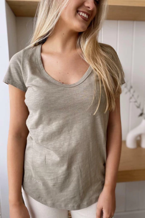 Remera Pluma ST MARIE - comprar online