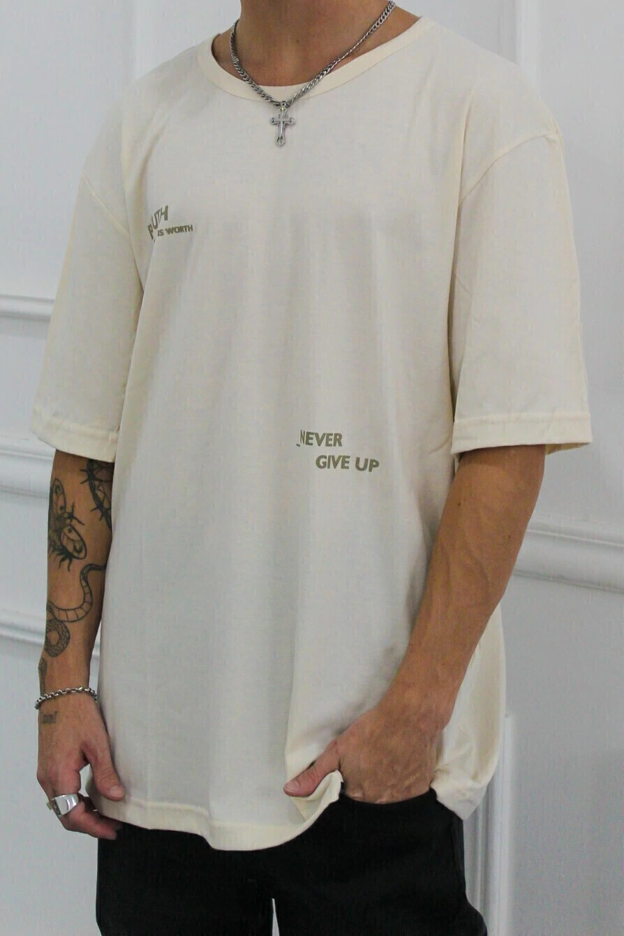 REMERA NEVER GIVE UP