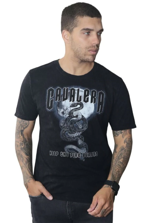 Camiseta Cavalera Indie Fire Burning