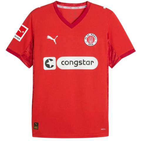 camisa st. pauli 25/26 com patch, camisa st. pauli vermelha 2025, camisa quarta st. pauli patch bundesliga, camisa oficial st. pauli 25/26 puma, camisa st. pauli torcedor vermelha com patch, uniforme alternativo st. pauli 2025, camisa st. pauli 1910 patch