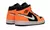 AIR JORDAN 1 MID "BLACK CONE" na internet