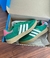 Gazelle Verde Couro na internet