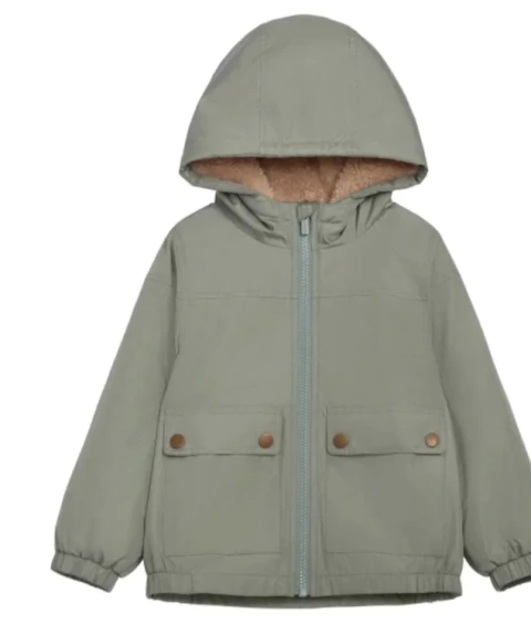 Casaco corta vento verde Carter’s