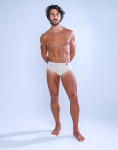 Sunga Clássica Nude na internet