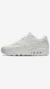 Imagen de 3X1 NIKE: 2 ZAPATILLAS NIKE AIR MAX + 1 BUZO