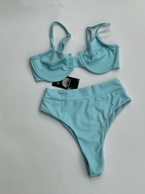Biquíni hot pants meia taça azul bebê / verde água
