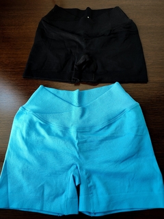 SHORT EMILIA en internet