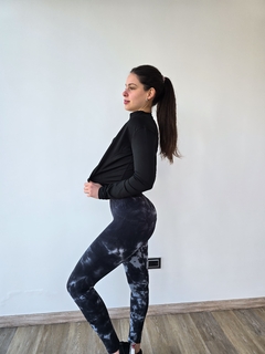 Imagen de CAMPERA MUNICH NEGRA