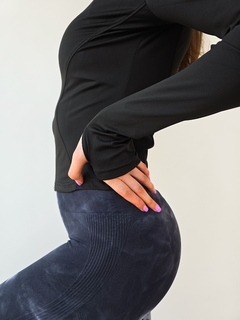 CAMPERA MUNICH NEGRA - FloSa Fitness