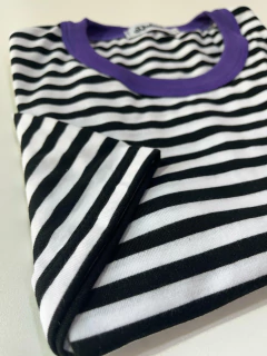 Remera Crop Violeta Kansas en internet