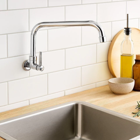 TORNEIRA DE PAREDE PARA COZINHA COM BICA MOVEL COM 1/4 DE VOLTA C55