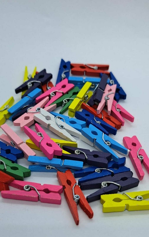 Broche madera color 30mm x12 unidades - 10 paquetes - comprar online