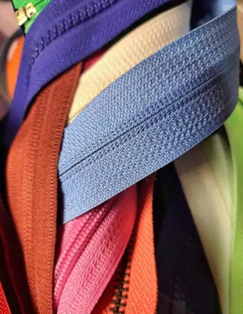 Cierres surtidos- (sin elección) 300 unidades - comprar online