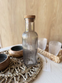 Botella vidrio 1Lt tapa corcho transparente | fume - Prida | deco & home