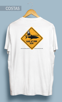 Camiseta SURF AT OWN RISK - loja online