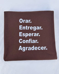 Orar, entrgar, esperar, confiar, agradecer. na internet