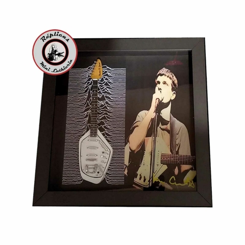 Quadro Replicas Mini Luthieria - Ian Curtis - Joy Division
