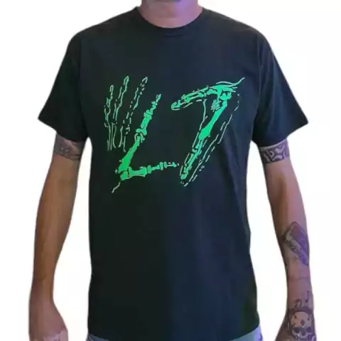 Camiseta L7 - pretend we're dead