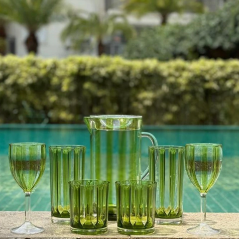 CJ. 2 TAÇAS DE ACRÍLICO VERDE - comprar online