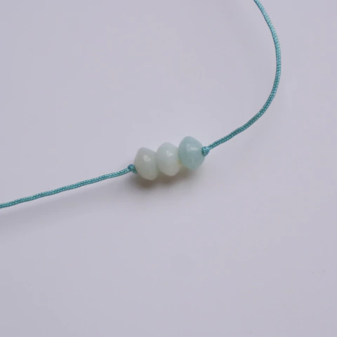 Pulsera de hilo Amazonita