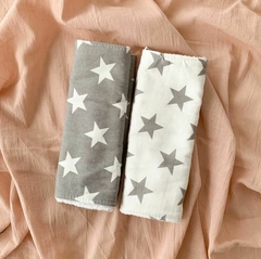 Set x2 – Babitas de toalla Estrella gris & estrella blanca