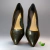 Sapato de Salto Scarpin Bico FIno Preto Arezzo - comprar online