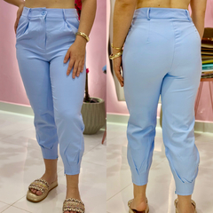 Calça cenoura alfaiataria na internet