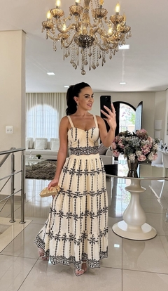 Conjunto Viscolinho Bordado