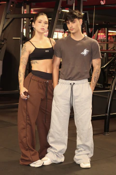 Calça moletom oversized