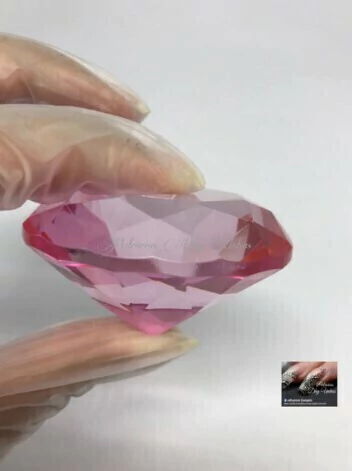 Diamante para decoração e cenário de fotos