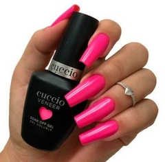 Esmalte Cuccio She Rocks - comprar online