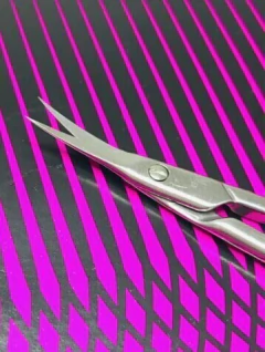 Tesoura para Cutícula Russa 50/1 na internet