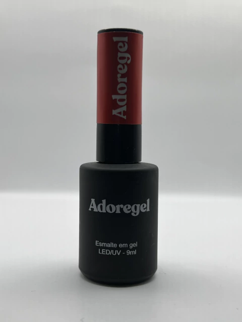 Esmalte gel rainha de copas adore