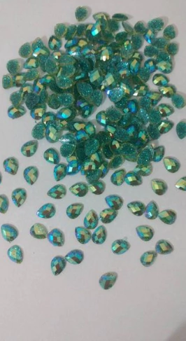 Pacote com Aprox. 10 Gotas Gliter Boreal