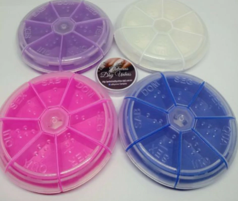 1 Caixinha com 7 divisórias