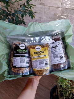 TRIO GRANOLAS - Para presentear na caixa com laço e cartão!