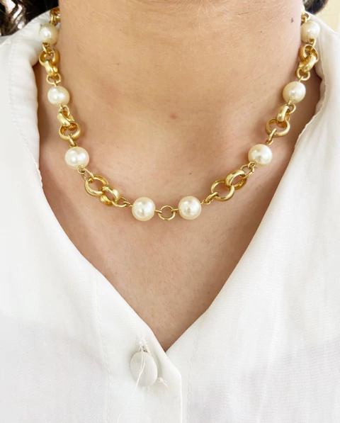 Corrente com pérolas